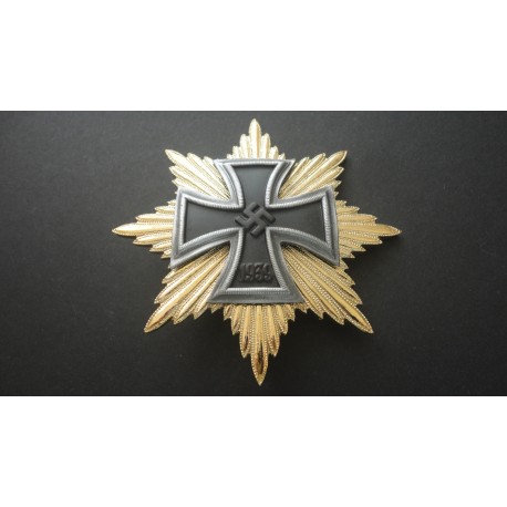 WW2 German Breast Big Star with Iron Cross - Gold